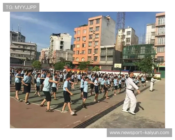 雏鹰展翅武术体操融合校园体育与传统文化的创新实践探索